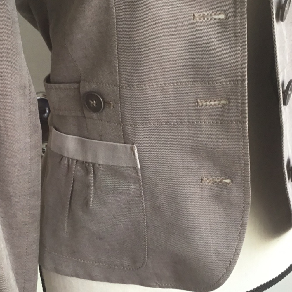 Jacket - Picture 5 of 6